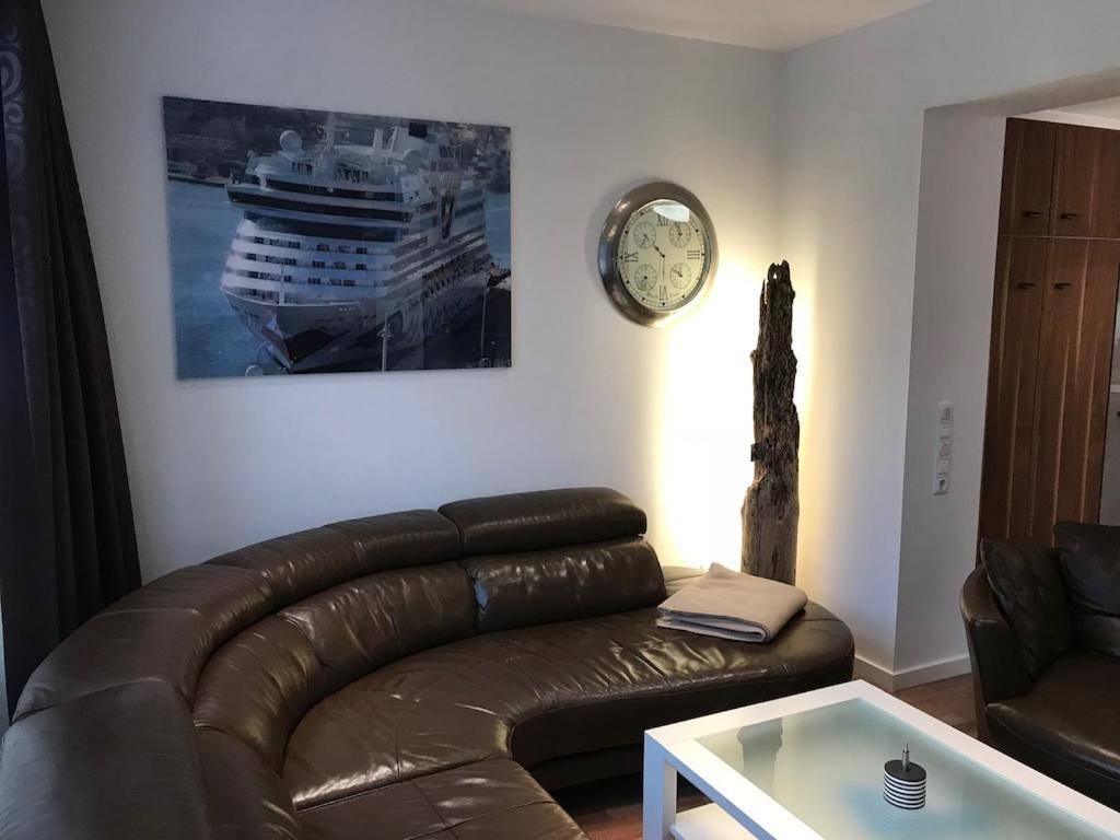 Exclusive Fewo In Warnemuende, 150M To The Beach, 2 Bathrooms, 2 Bedrooms, Sauna, Wifi And Much More. Rostock Bagian luar foto