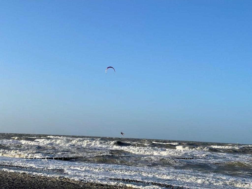 Exclusive Fewo In Warnemuende, 150M To The Beach, 2 Bathrooms, 2 Bedrooms, Sauna, Wifi And Much More. Rostock Bagian luar foto