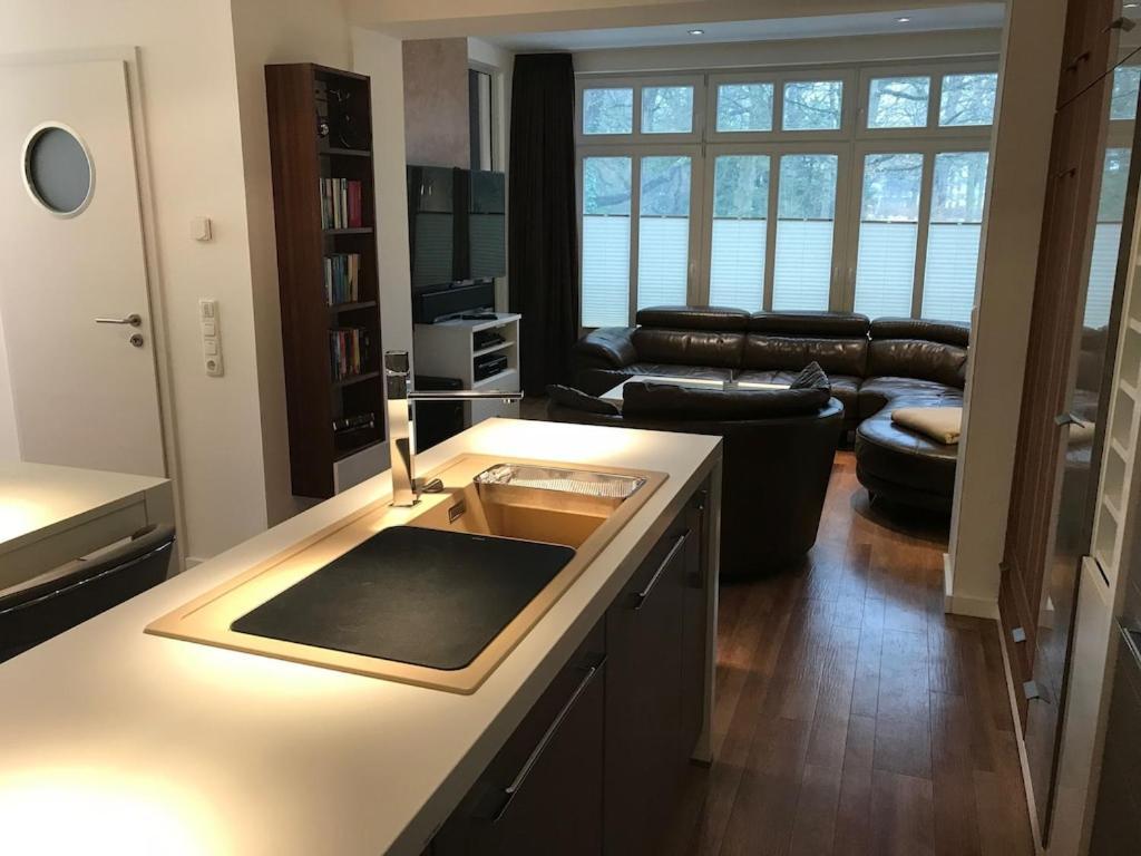 Exclusive Fewo In Warnemuende, 150M To The Beach, 2 Bathrooms, 2 Bedrooms, Sauna, Wifi And Much More. Rostock Bagian luar foto